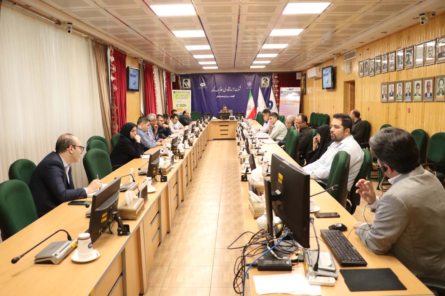 برگزاری «سمینار مطالعه موردی فرآیند ارزیابی پایداری و لغزش سدها» در شرکت آزمایشگاه فنی و مکانیک خاک